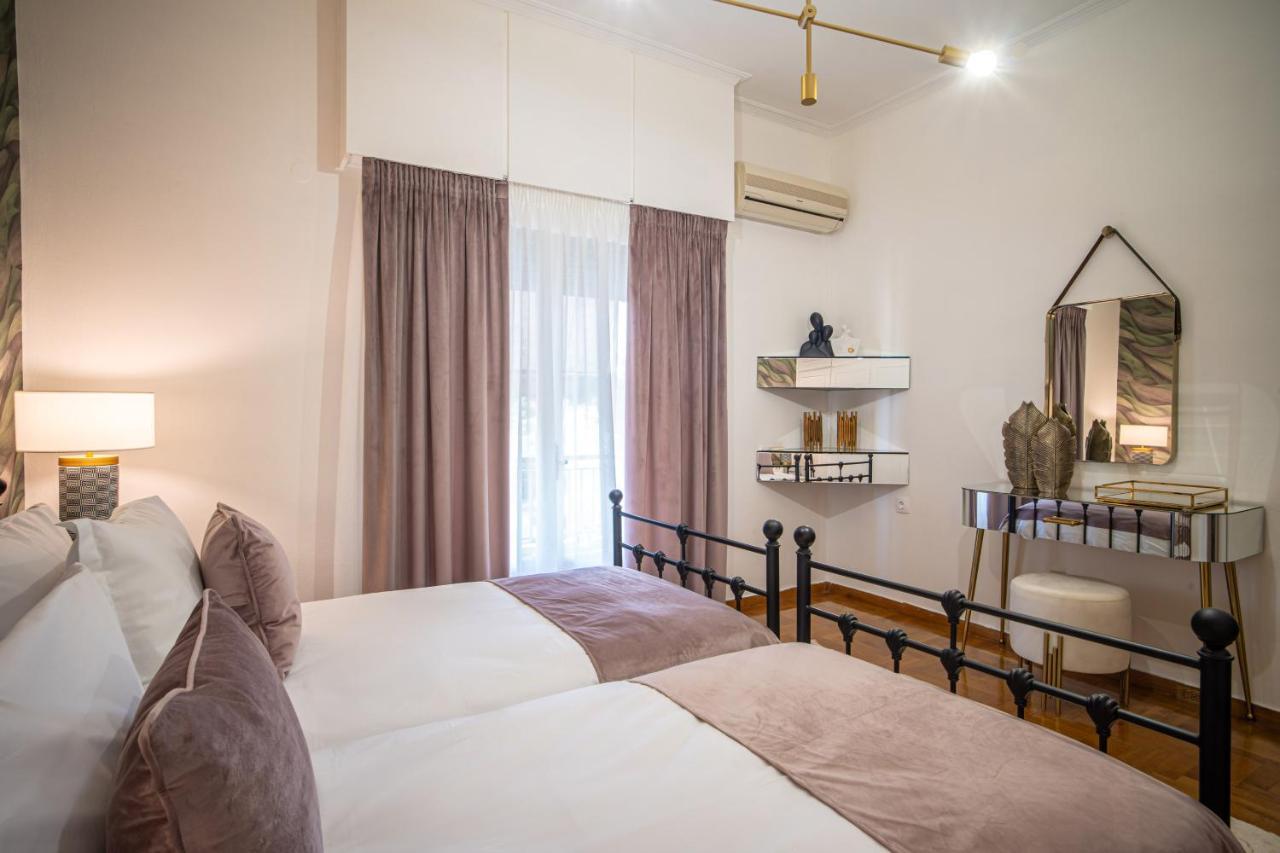 Luxury Apartment Vol 2 Close To The Lake Ioannina Bagian luar foto